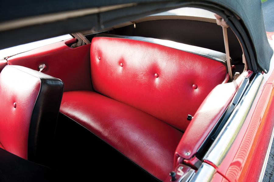  Ford Custom DeLuxe Convertible 1951 года  (фото 33 из 71)